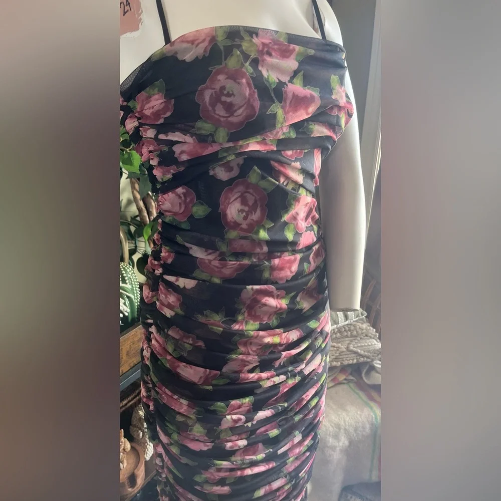 House Of CB Ruched Floral Dress - Picture 5 of 7